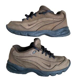 VINTAGE 1996 Nike Trainers Brown Size 6
